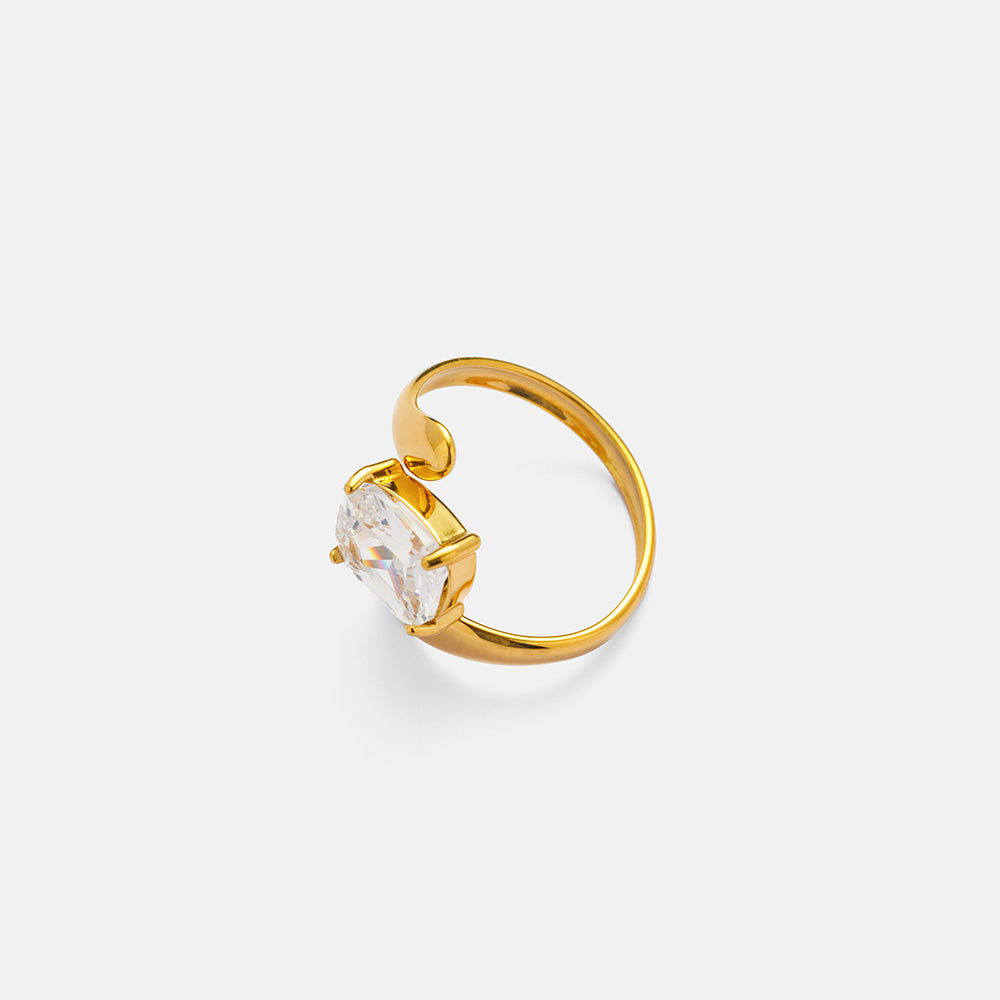 18K Gold Plated Stainless Steel Ring with Large Zircon