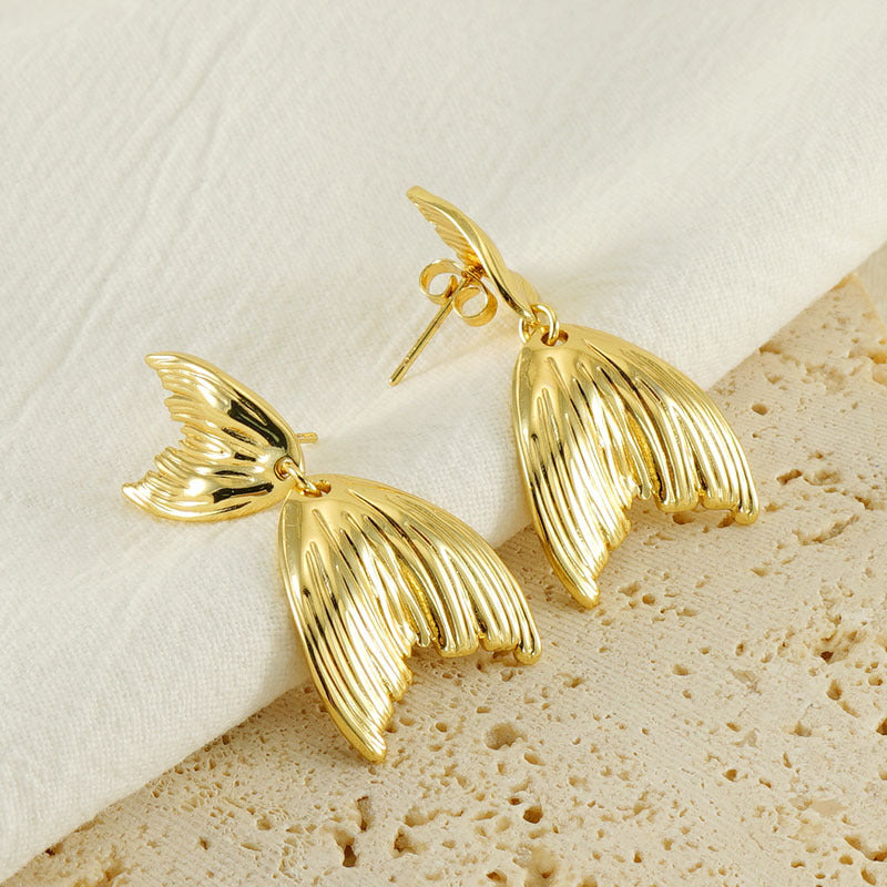Elegant Ocean Tail-Inspired Earrings in 18k Gold-Plated Stainless Steel